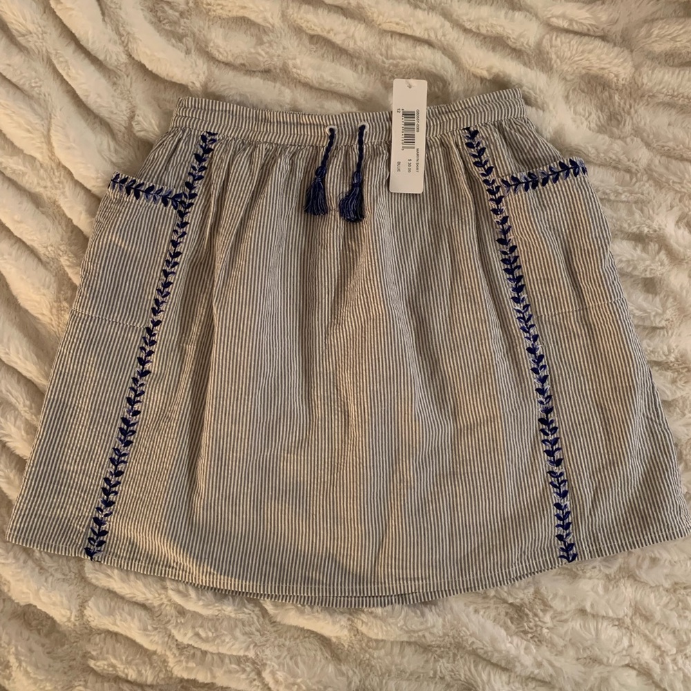 Beautiful Peek pinstripe Mairyn Skirt with floral details